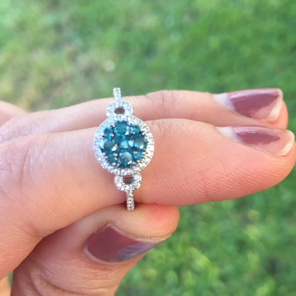 Le Vian genuine blue diamond ring - Picture 8 of 8